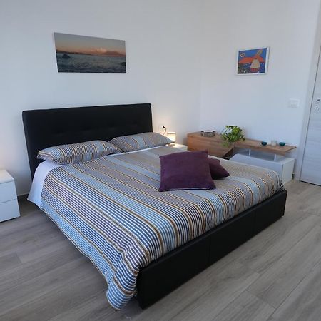 Panorama Vesuvius Affittacamere Guesthouse With Lift Near To Subway In Napoli Center 외부 사진