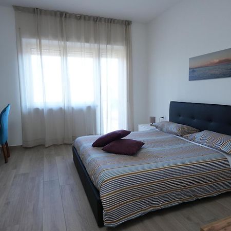 Panorama Vesuvius Affittacamere Guesthouse With Lift Near To Subway In Napoli Center 외부 사진