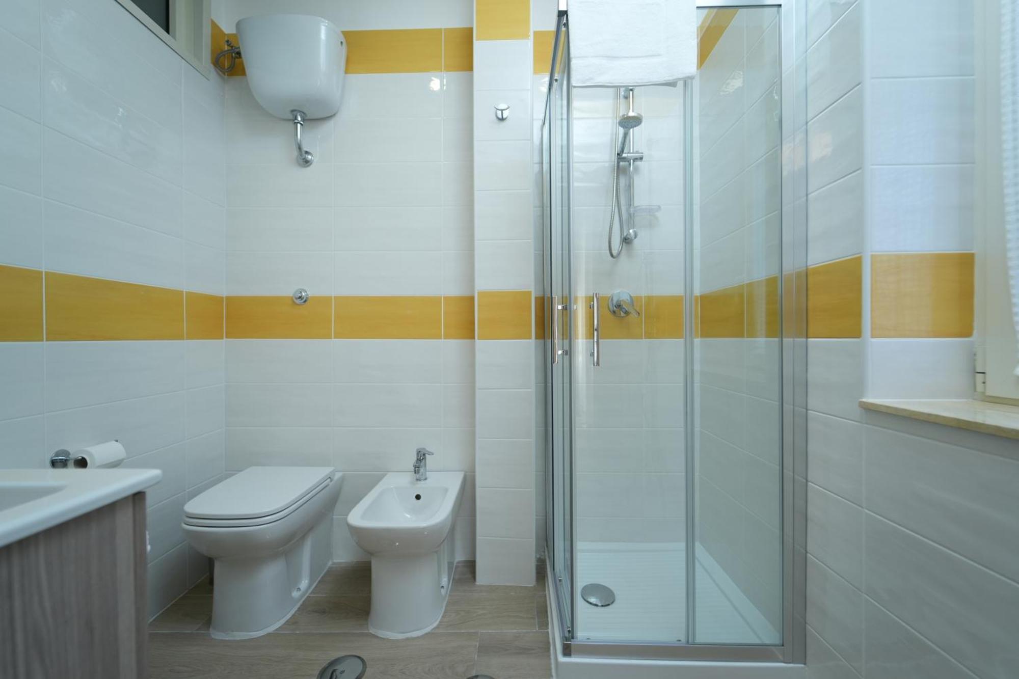 Panorama Vesuvius Affittacamere Guesthouse With Lift Near To Subway In Napoli Center 외부 사진