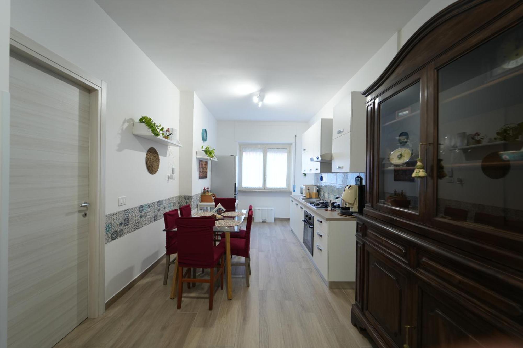 Panorama Vesuvius Affittacamere Guesthouse With Lift Near To Subway In Napoli Center 외부 사진