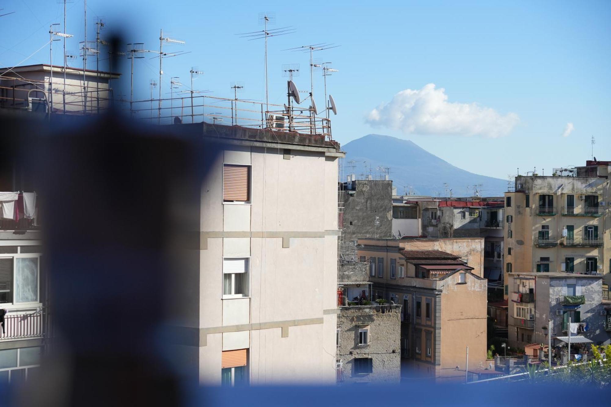 Panorama Vesuvius Affittacamere Guesthouse With Lift Near To Subway In Napoli Center 외부 사진
